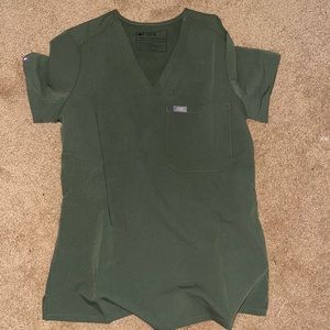 NWOT XS Figs scrub top